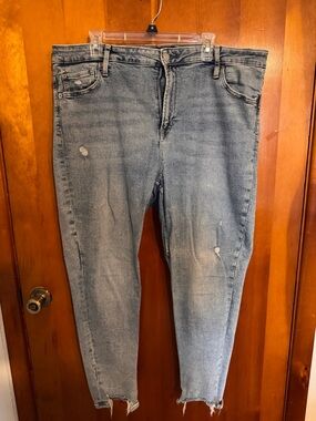GAP Women's Jeans with Distressed Hem